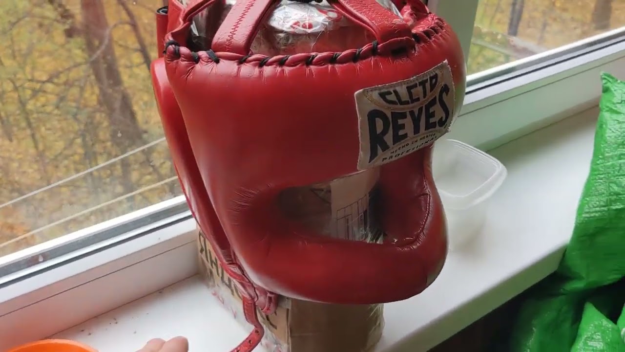 Cleto Reyes CE388 vs UMA vs Sabas. сравнение шлемов cleto reyes ce388 UMA и Sabas .