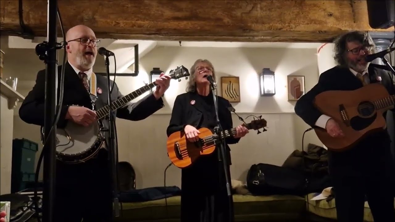 Road to Nowhere - Susie and the Banjos