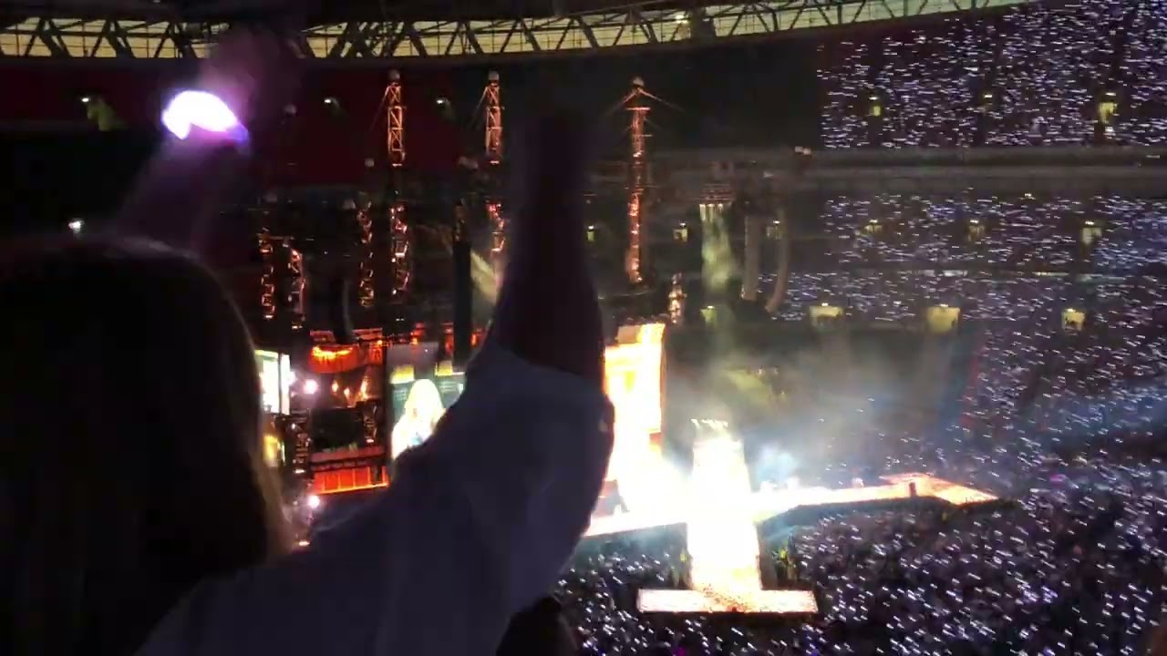 Taylor Swift - This is Why We Can't Have Nice Things - Reputation Tour at Wembley Stadium 2018