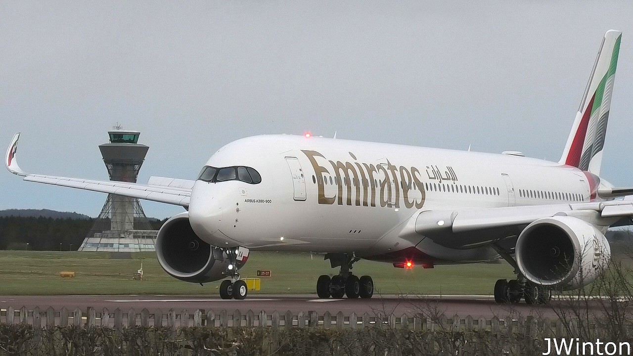 FIRST Airbus A350XWB A6-EXA to visit Newcastle International Airport