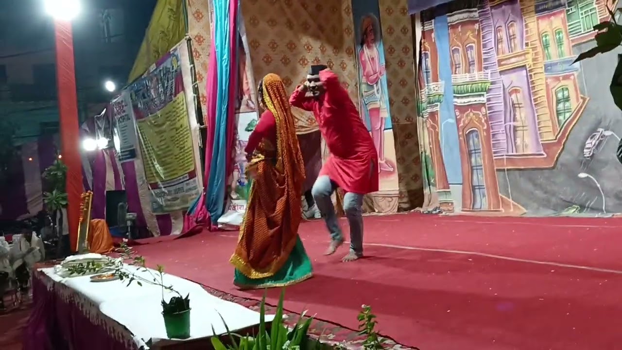 Heera Samdhini Kumauni Song Stage Performance (Manoj Bisht and Mamta Bangari Bisht)..