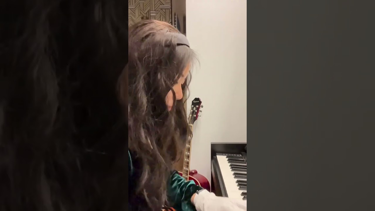 Passacaglia arrangement by Handel Halvorsen piano solo performed by Sarah Sunshine