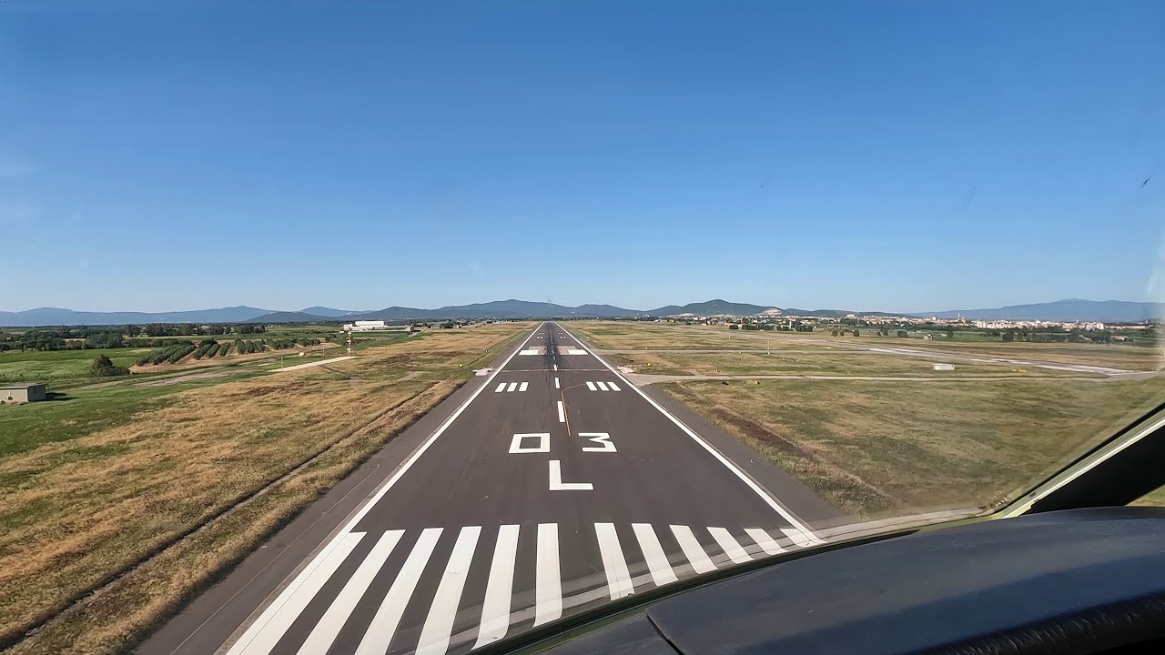 Business Jet | Challenger 605 | Landing at Grosseto (GRS/LIRS) | May 2025