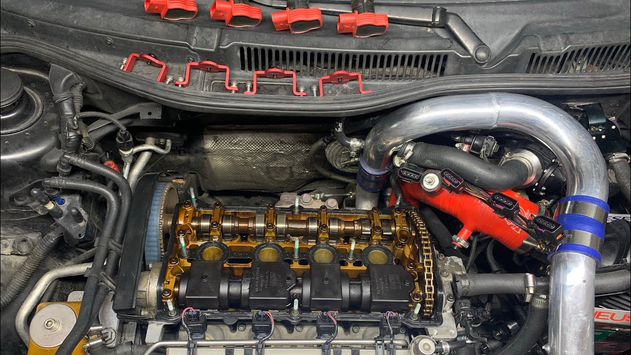 Painted valve cover makes your engine look 100x better!
