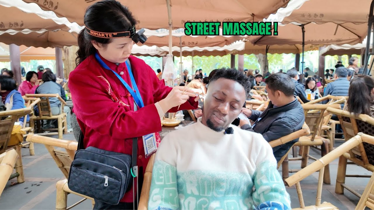$10 Chinese Street Massage & Ear Picking Made Me See STARS 💫😵‍💫