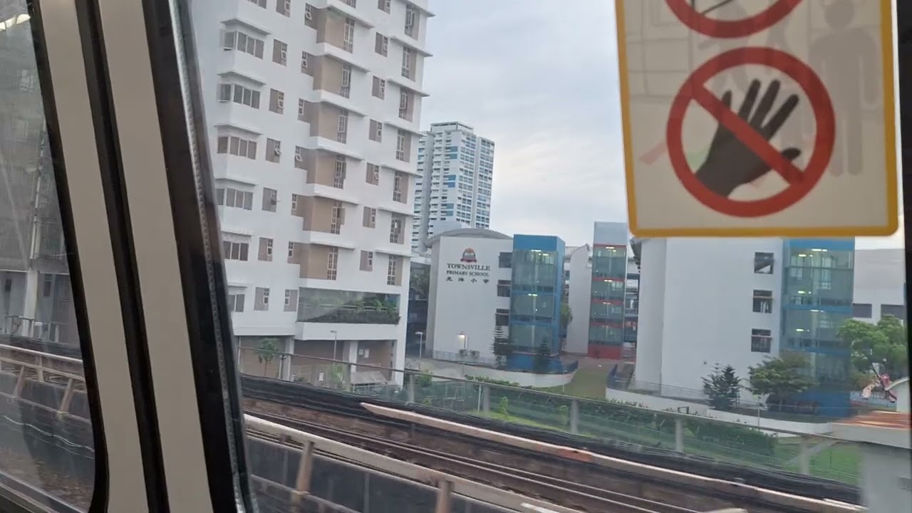 SMRT R151 [859/860]: Braddell to Yio Chu Kang