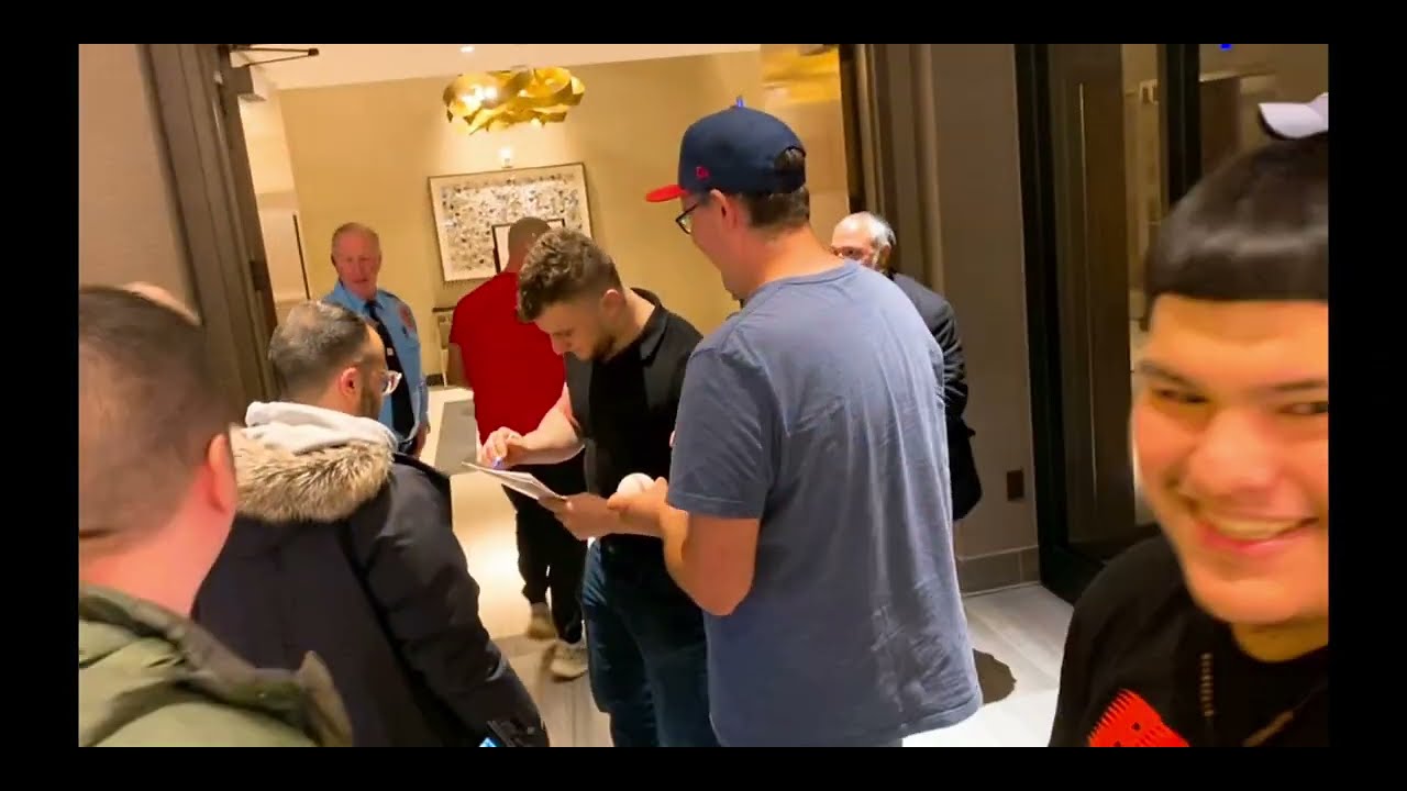 MJF AEW Superstar Signing Autographs, Taking Photos & Cutting Promos with Fans In NY! #MJF #AEW