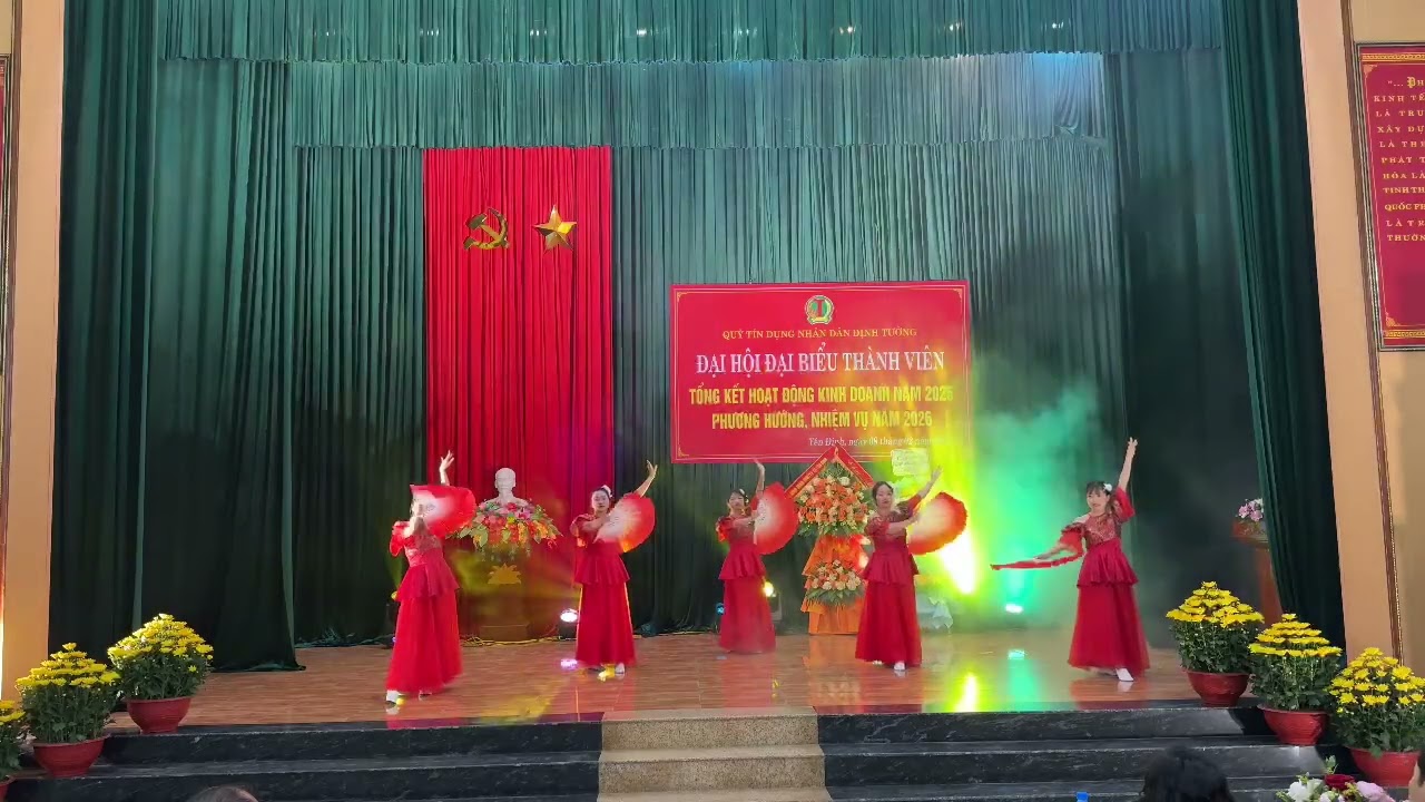 Cây nhà lá vườn chúc mừng Đại hội QTDND Định tường Tổng kêt năm 2025 và phương hướng năm 2026.