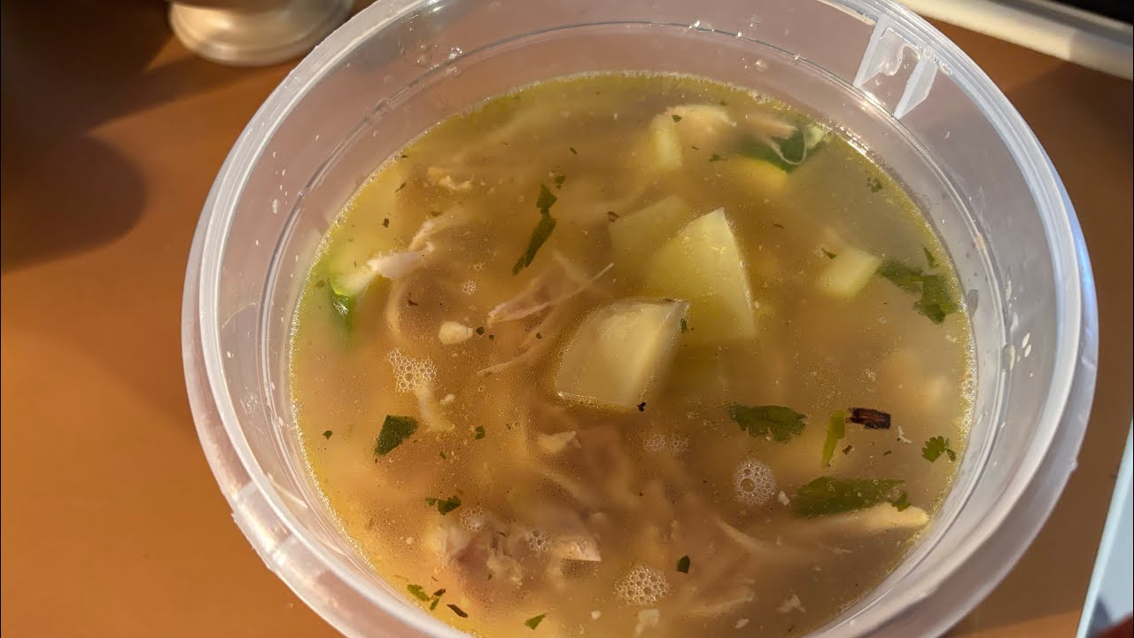 Caldo de pollo con verduras 🥒 