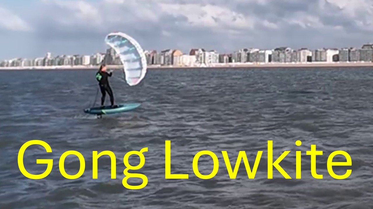 Gong lowkite on the north sea.