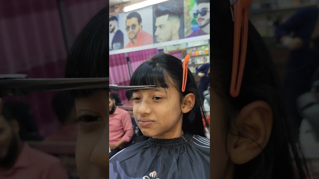 আহারে মেয়েটা ৫ বছরের সাধনার চুল গোলা কেটে ফেলেছে কামডা ঠিক করছে না 😪😪
