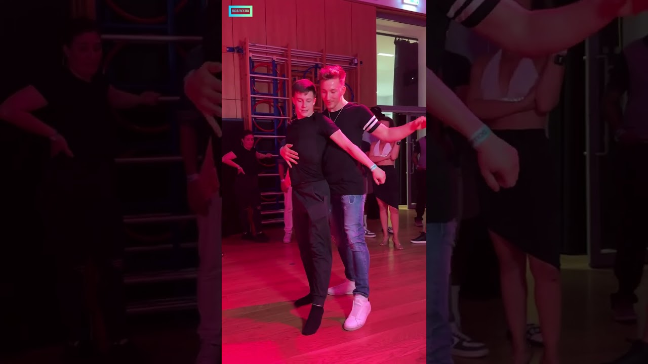 Ashley & Leo Bachata Dance