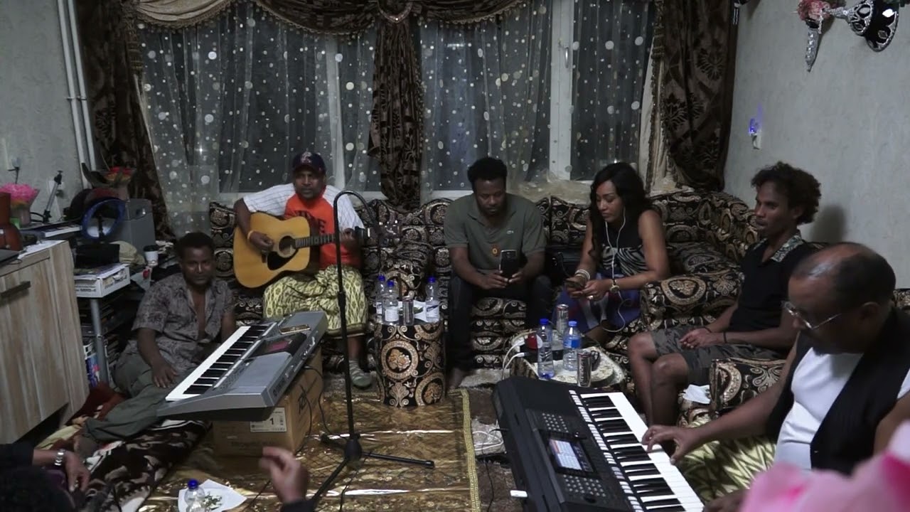 Wallee Yaadannoo - Artist Elemoo Alii, Mahdii Sheekaa. Abdoo Nahwi fi Qurqura - Oromo Music