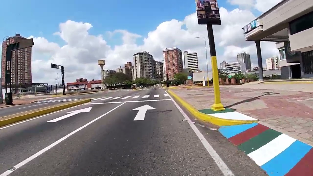 Asi està ¯\_(ツ)_/¯ Av. 17 Rafael Marìa Baralt / Calle 77  / Av.  23