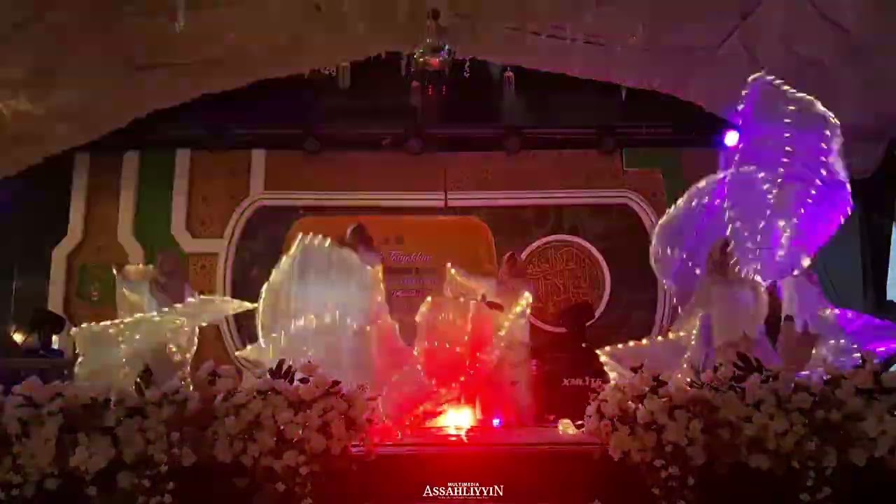 Opening haflah akhirussanah ke 35 pondok pesantren ASSAHLIYYIN PUTRI ┃┃OPENING KUPU KUPU LED