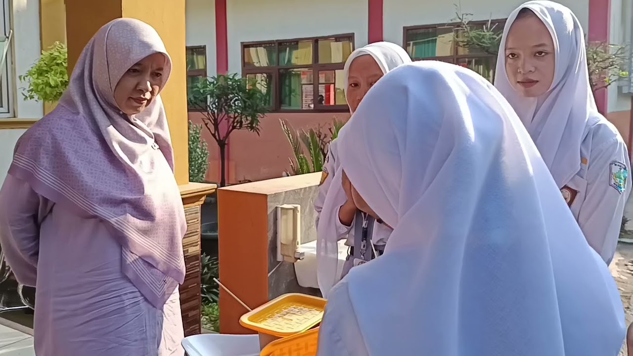 TUGAS PROTOTYPE || MEMBUAT CIMOL || KELOMPOK 5 || XI AKL 5