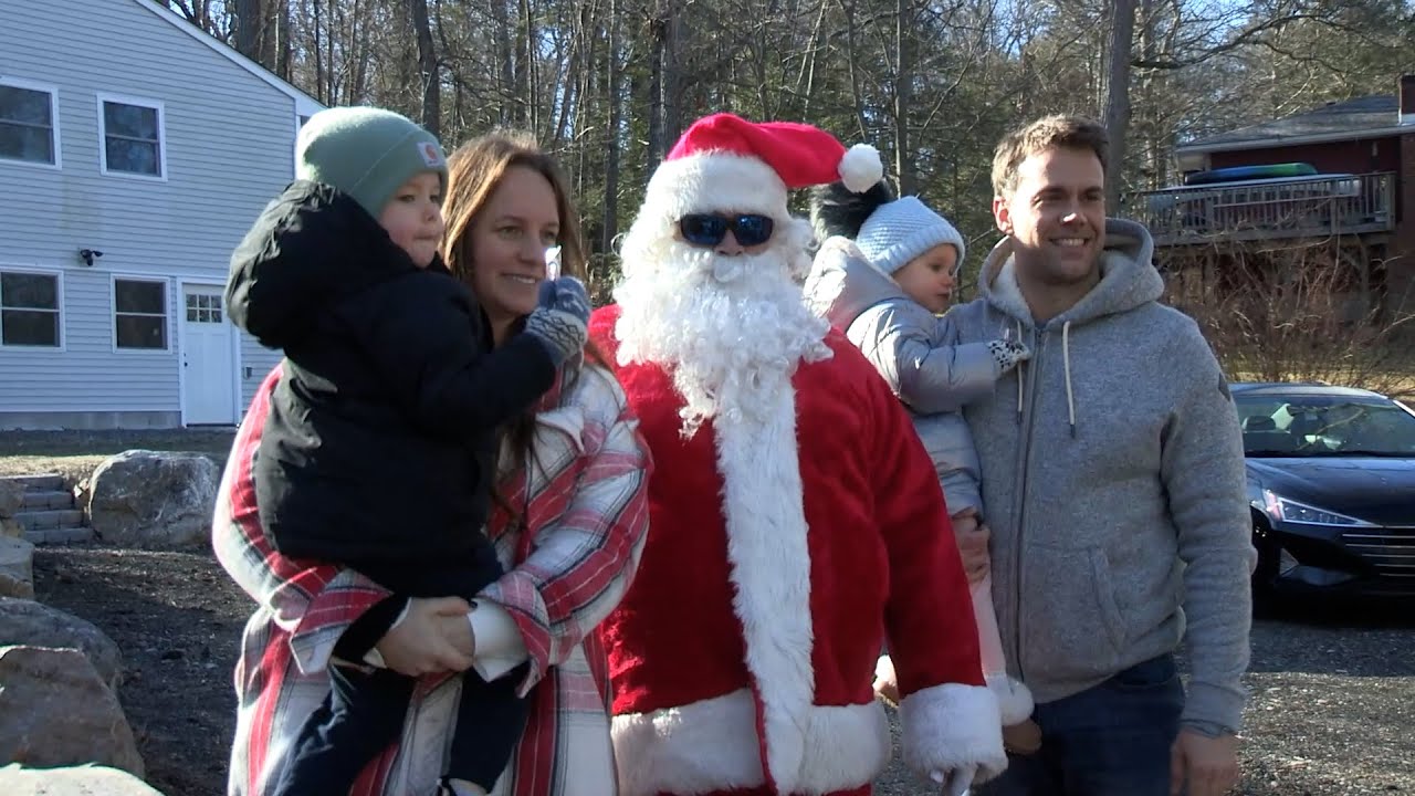 SANTA CLAUS IS COMING TO TOWN 2024