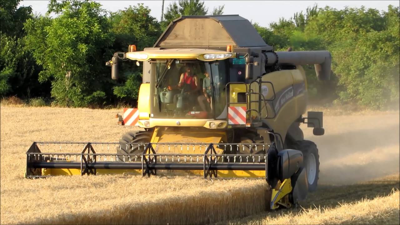 Aratás 2015 07 05 New Holland CX820
