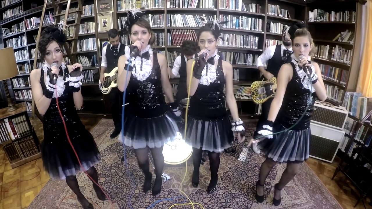 Broken Peach - Its Raining Men (The Weather Girls)