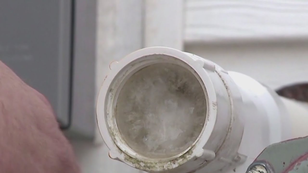 Homeowners, tenants face flooding due to frozen pipes