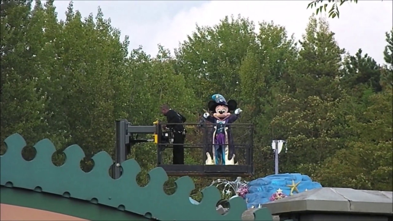 Disneyland Paris Mickey Mouse after Disney's Magic On Parade Magic Everywhere 2014