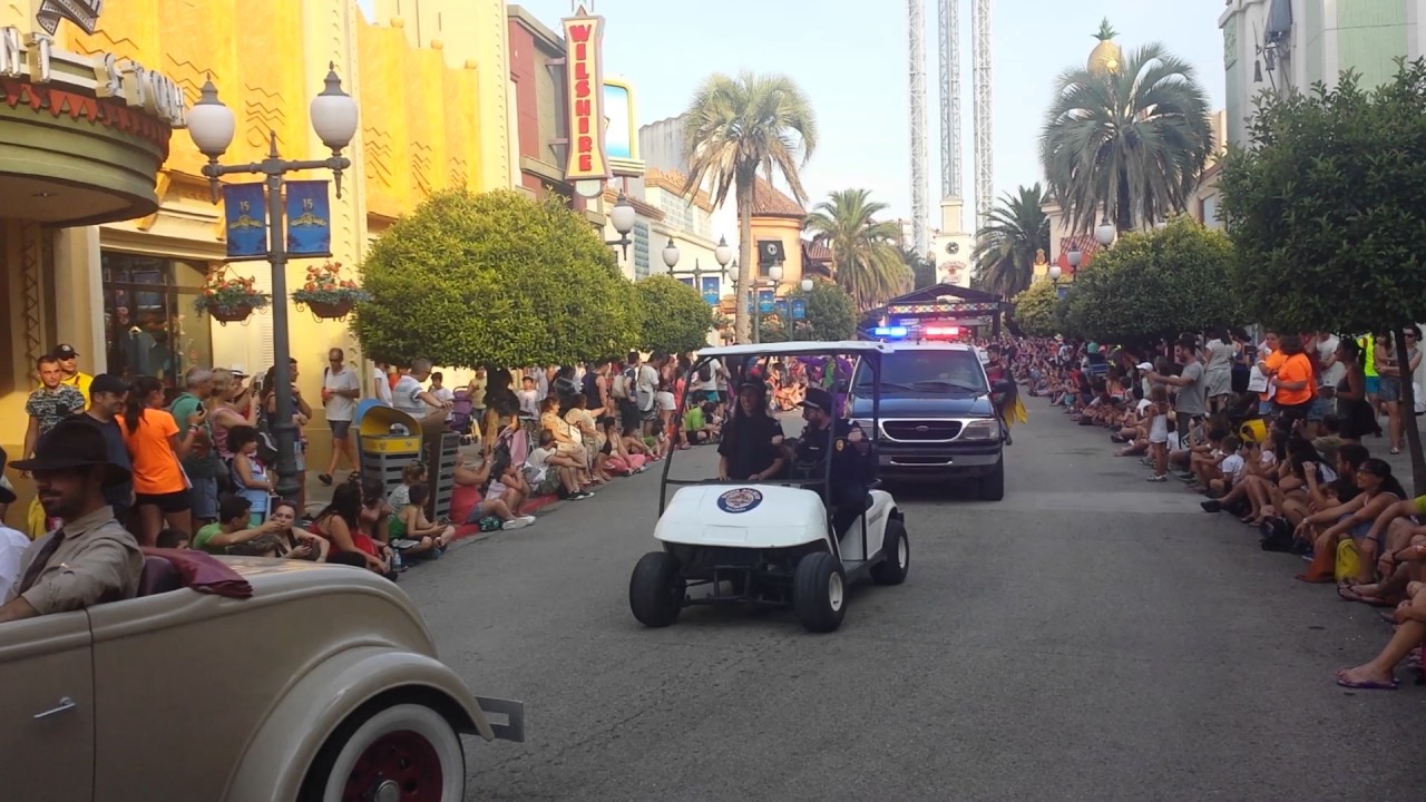 Parque Warner Madrid 2017 - Celebration Parade