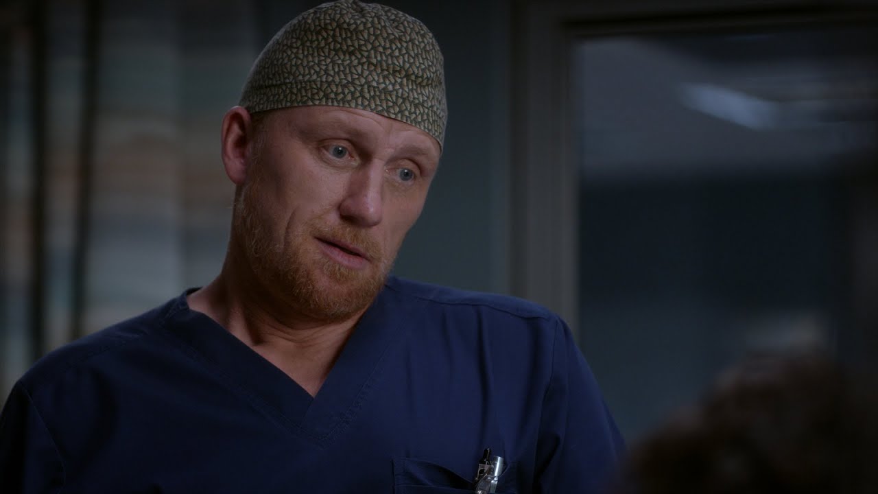 Owen Shares His Love Story About Teddy - Grey's Anatomy