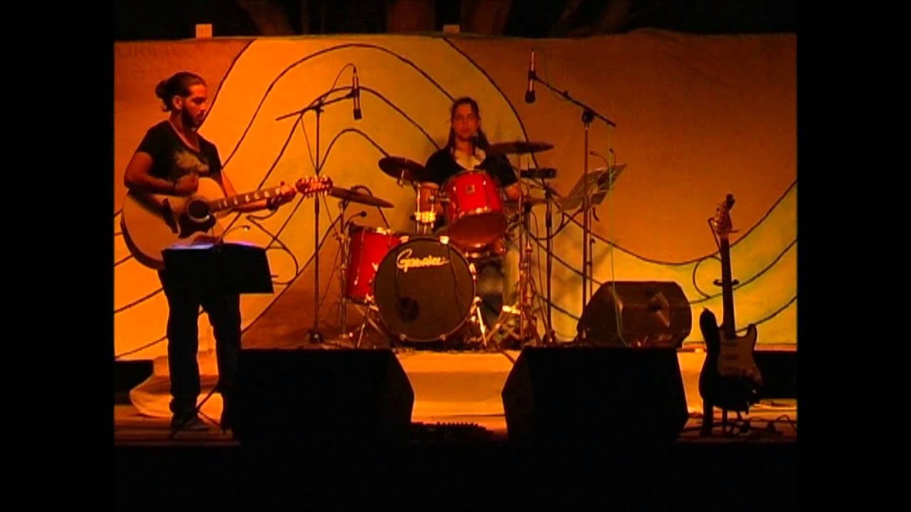 Άχρηστα Ρολόγια - Domenica (Live covered by Major)