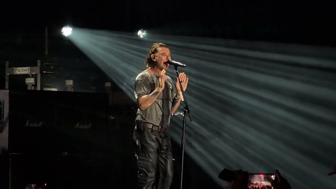 Bush - Swallowed [4K] live @ Stadthalle, Vienna