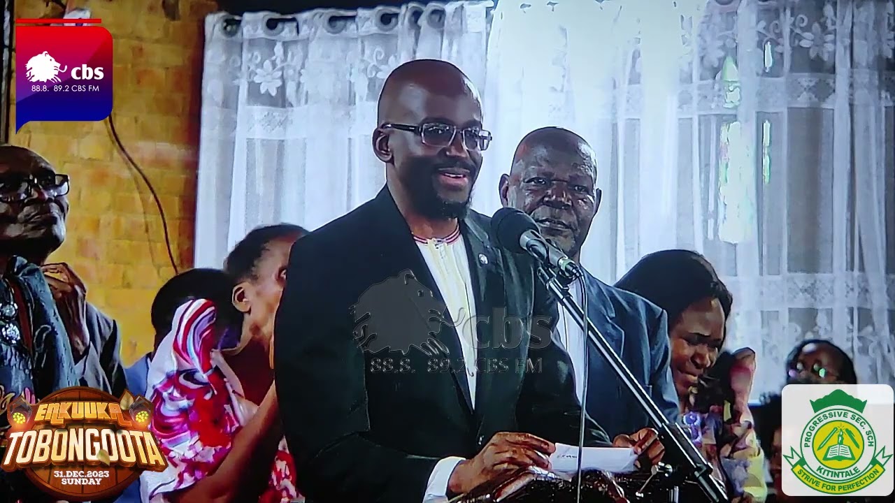 OWEK DAVID MPANGA AYOGEDDE EBIBADDE TEBIMANYIDDE KU NYINA