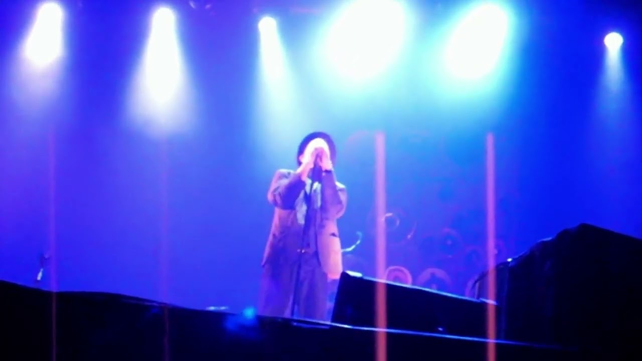 Dirt In The Ground - LIVE Atlanta 2008 (High Quality Audio) - Tom Waits