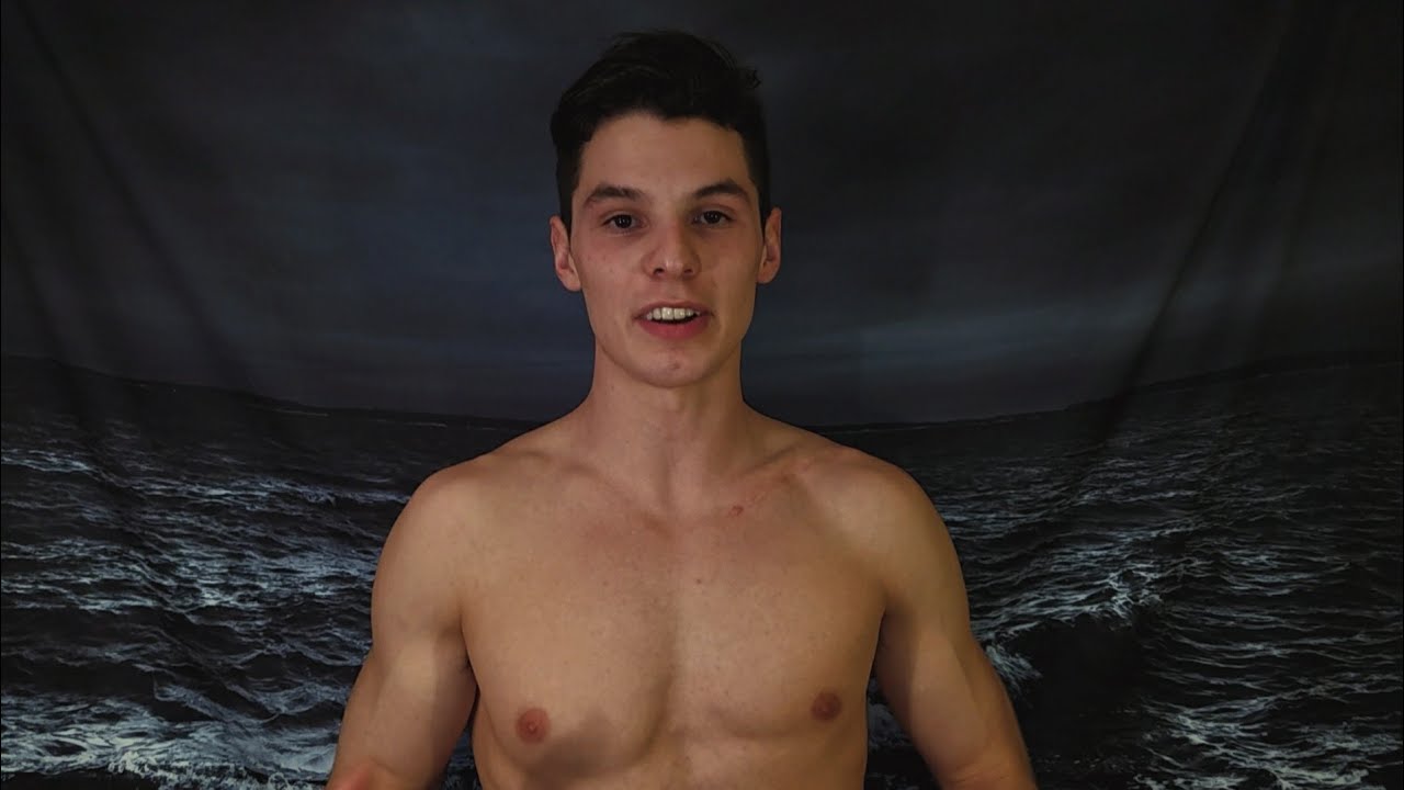 I took a picture of my collarbone surgery scar everyday for a year