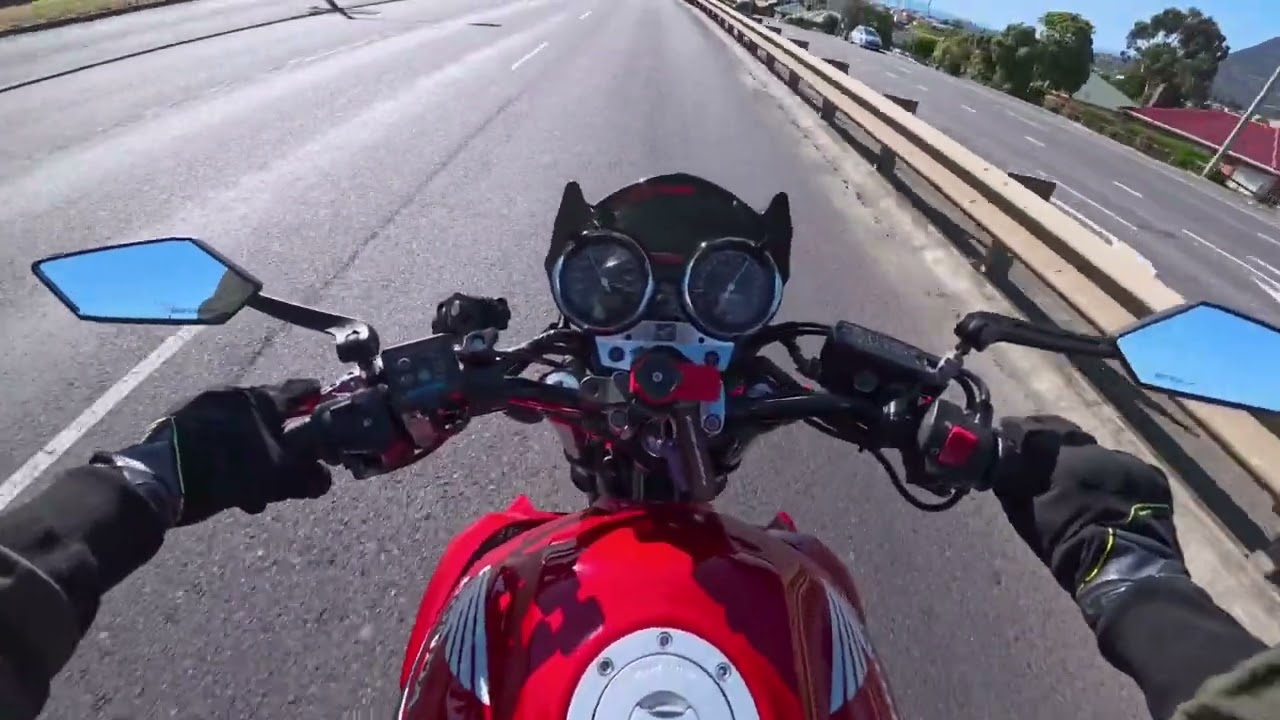 Daily Motovlog Honda CB400 Superfour. Traffic jam and VTEC Crossover!