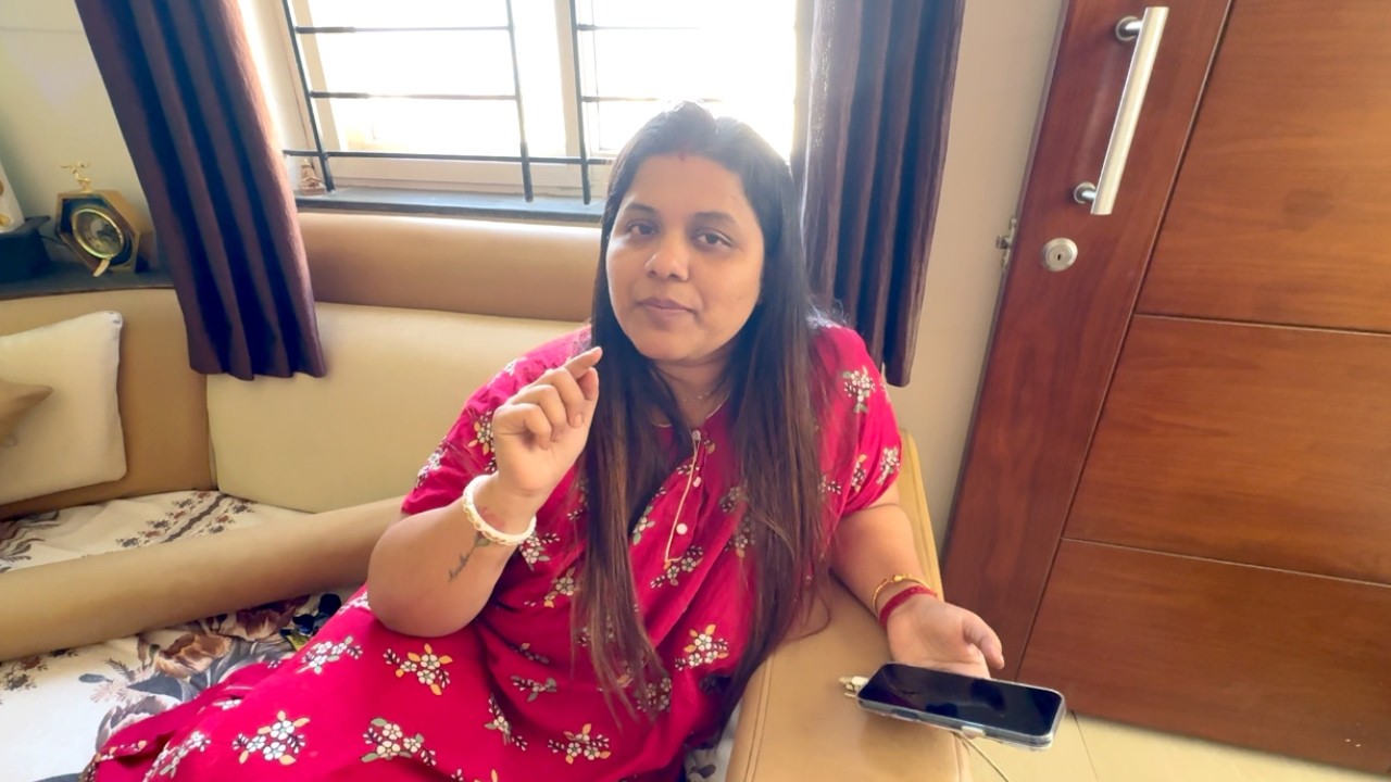সমালোচনা বনাম ভালোবাসা।...কিন্তু বাস্তবটা অন্য ....