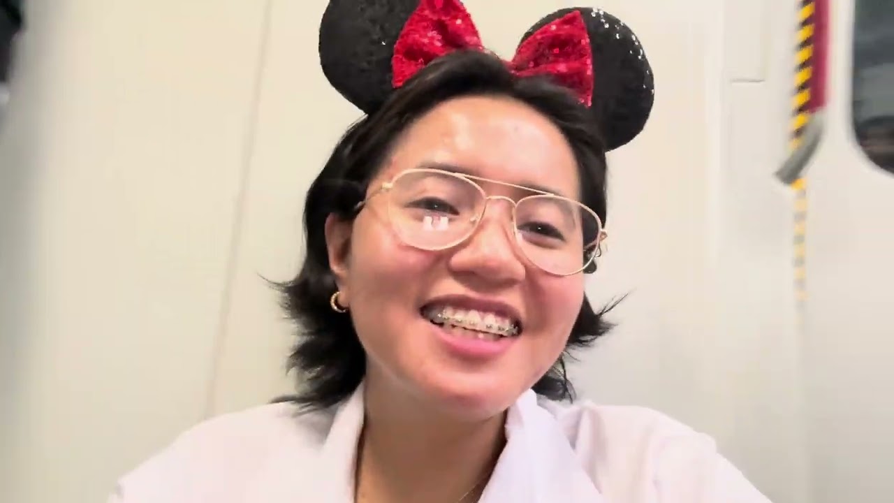 Hong Kong Vlog 🇭🇰 | Family Trip + Disneyland Experience 🎢✨