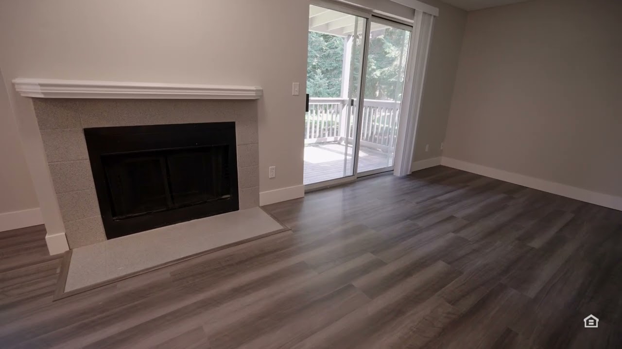 Stonepoint At University Place | The Apartments