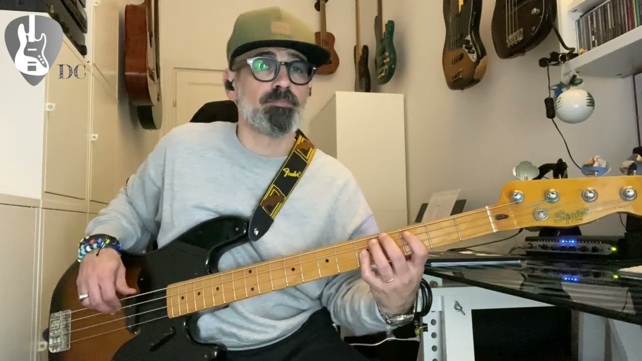 E So' Cuntento 'E Sta' - PINO DANIELE (Bass Cover) 