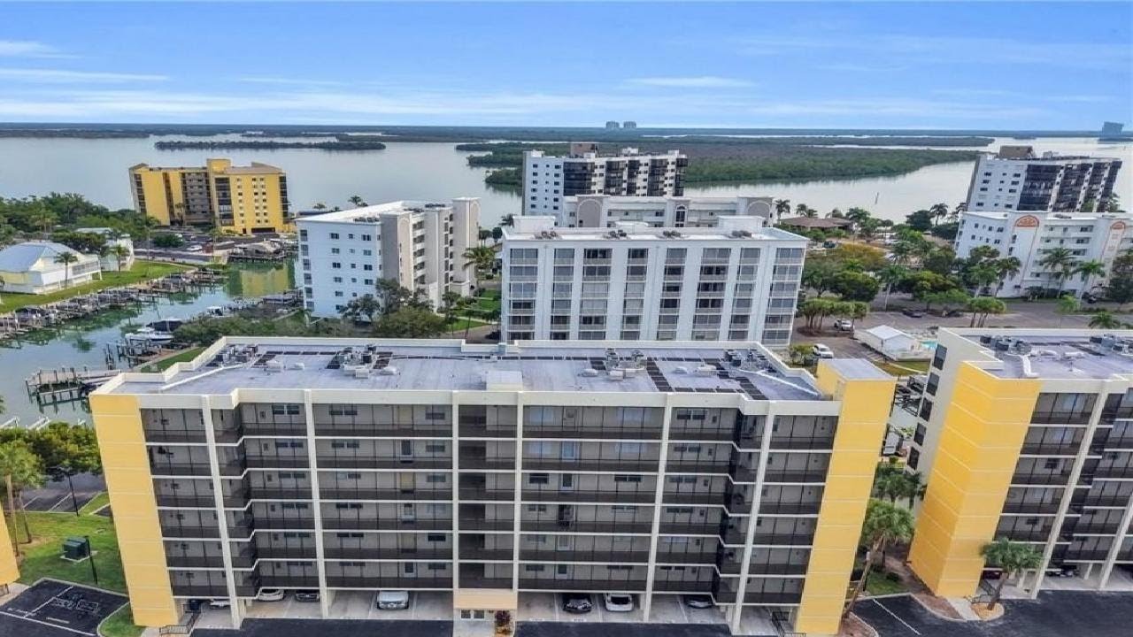 Fort Myers Beach Condos and Real Estate for Sale | 3 Bedroom Condo Near Lovers Key | $510K