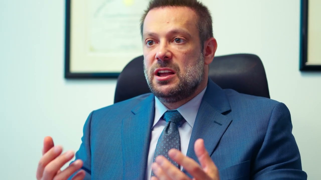 California Attorney Explains: When Should You Call a Personal Injury Lawyer?