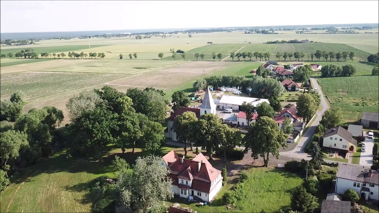 Parafia Matki Bożej Królowej Polski we Włókach - Kościoły Parafialne z lotu ptaka