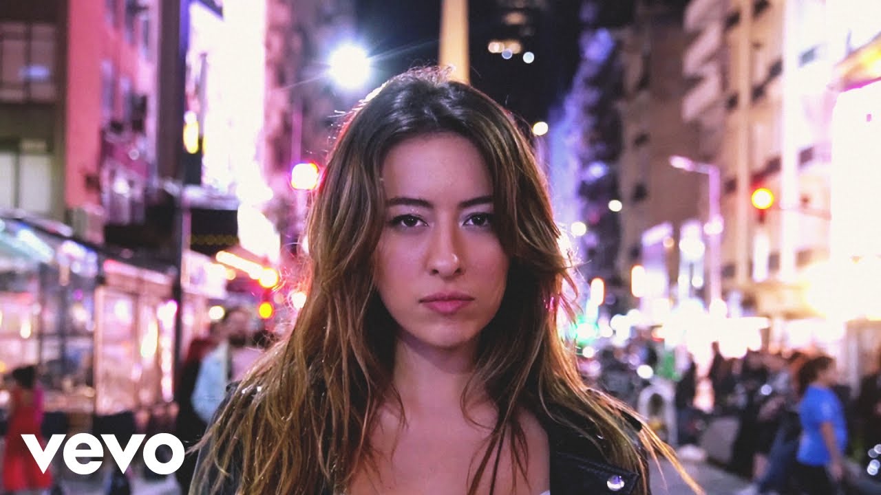 Ernestina - Julieta (Official Video)