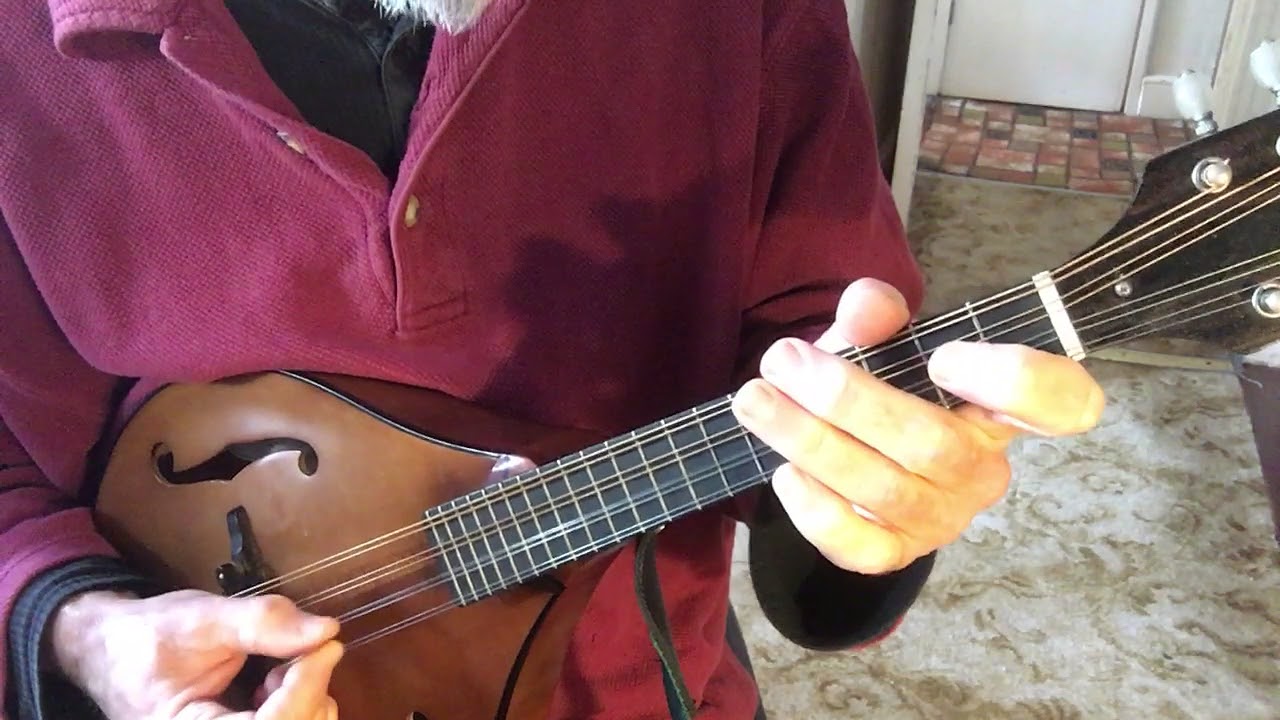 Learning To Play Triplets With The Mountain Road Reel - Mandolin Lesson