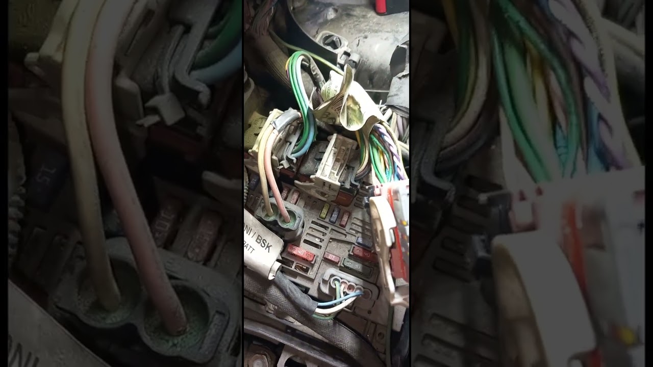 Citroen C5,2011.The windshield wipers do not work.002F,09B3,0F14.