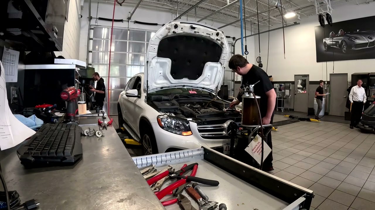 Mercedes Benz of Burlington - Express Service