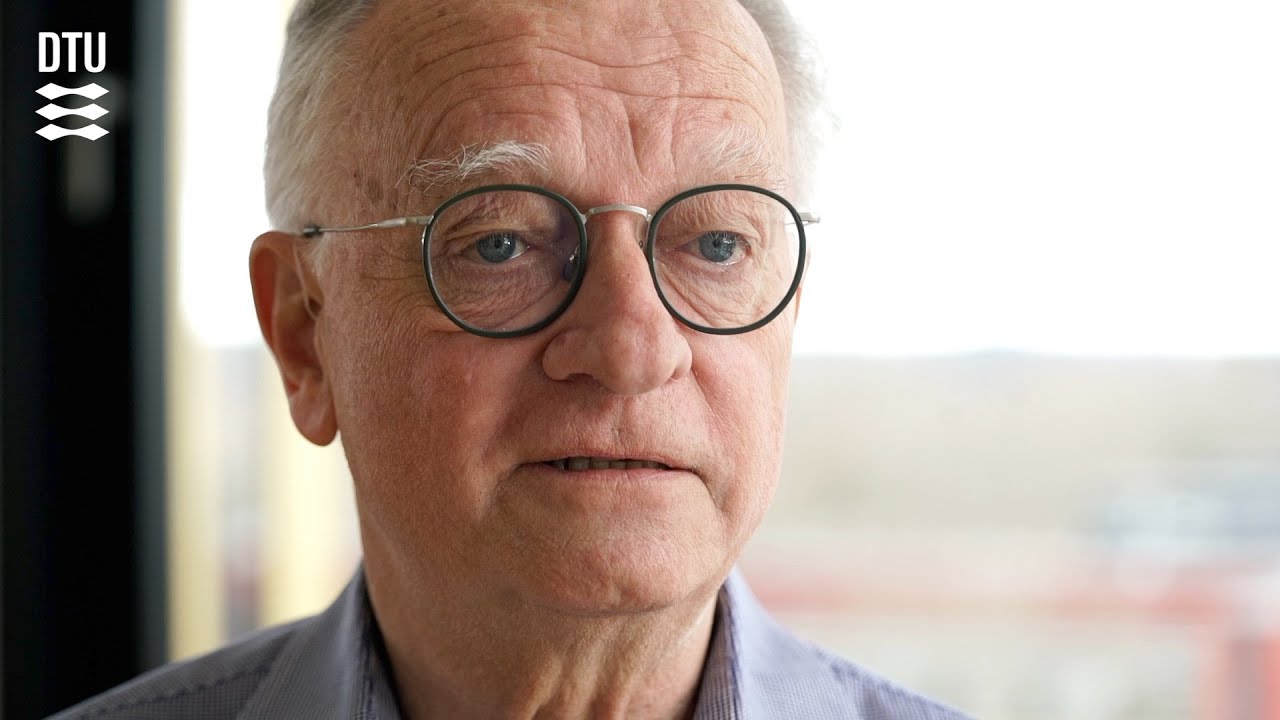 DTU Honorary Doctor 2022: Professor Victor de Lorenzo v. Professor S&oslash;ren Molin, DTU Biosustain