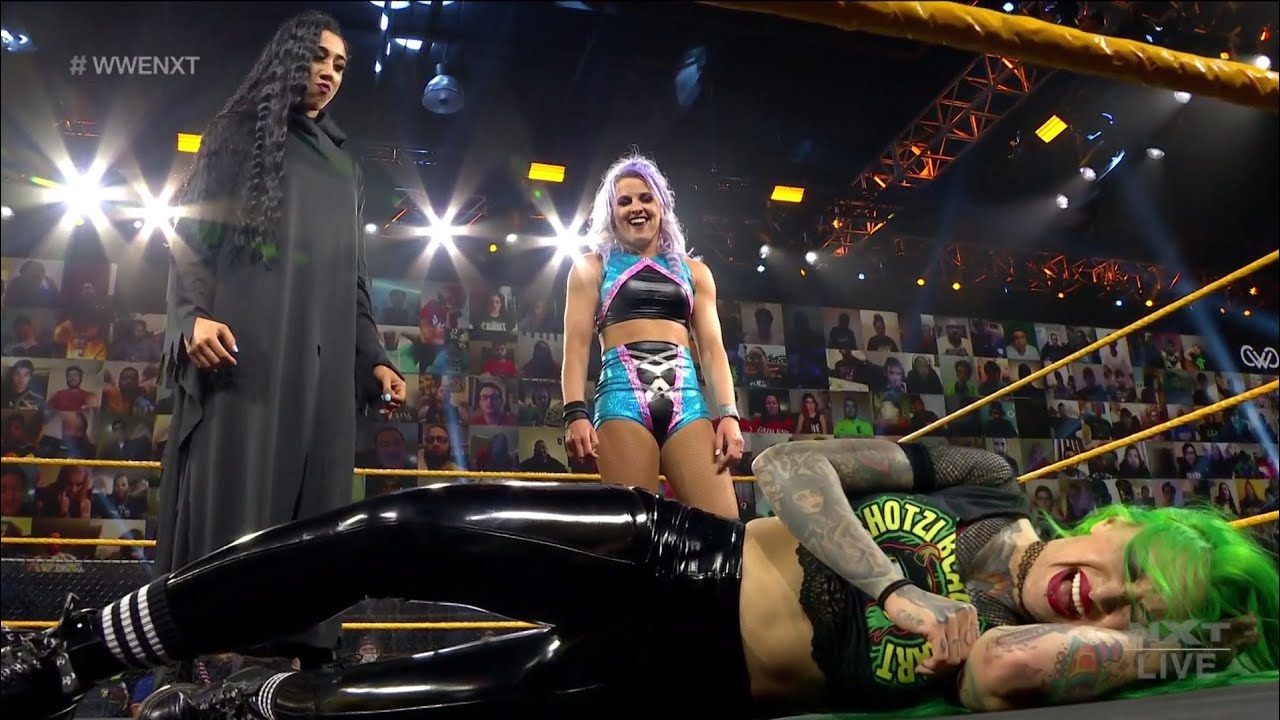 Toni Storm Vs Candice LeRae - WWE NXT 11/11/2020