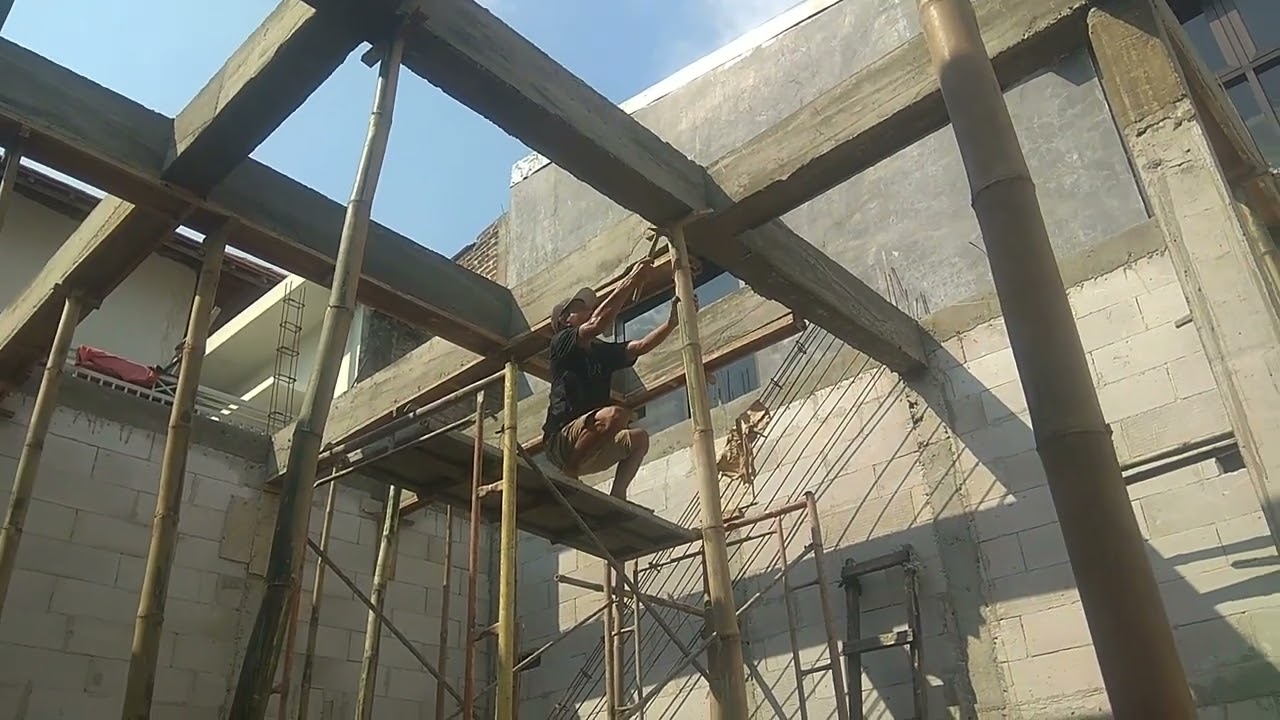 Solusi efisiensi anggaran bekisting pembuatan cor dak balok gantung