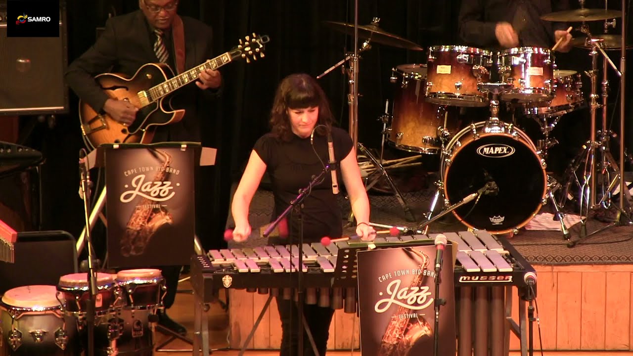 Alumni Big Band of 2016 Performs 