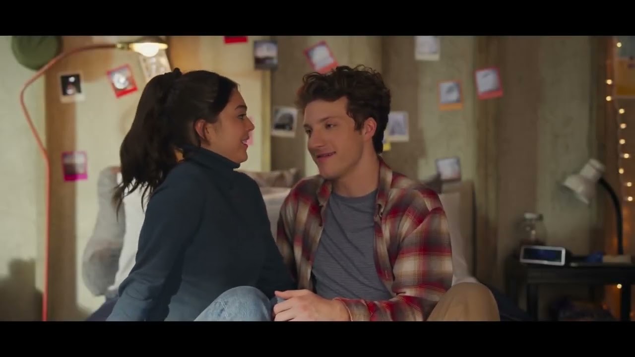 Sex Appeal   Kiss Scenes &mdash; Avery and Larson Mika Abdalla and Jake Short