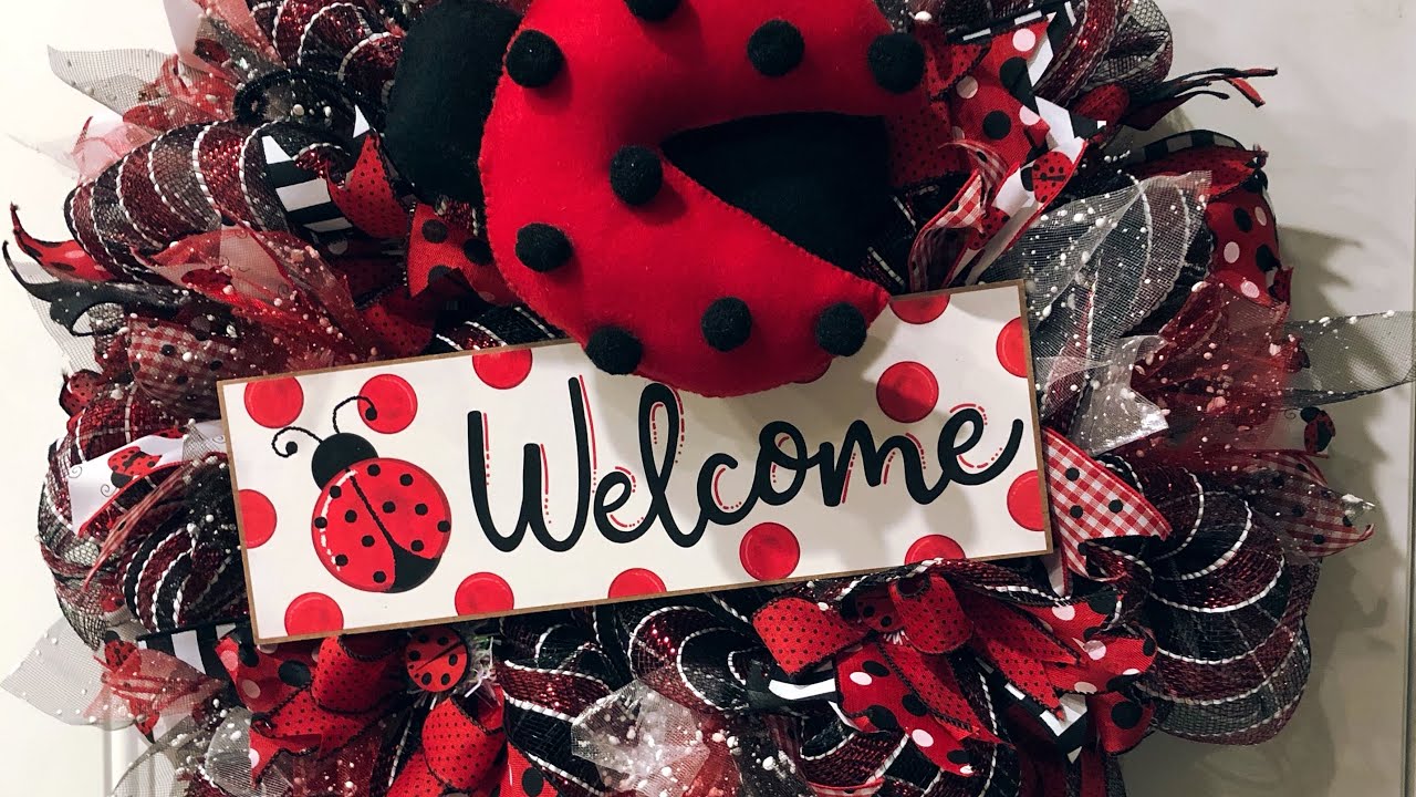 How to make a 21in poof  wreath ladybug